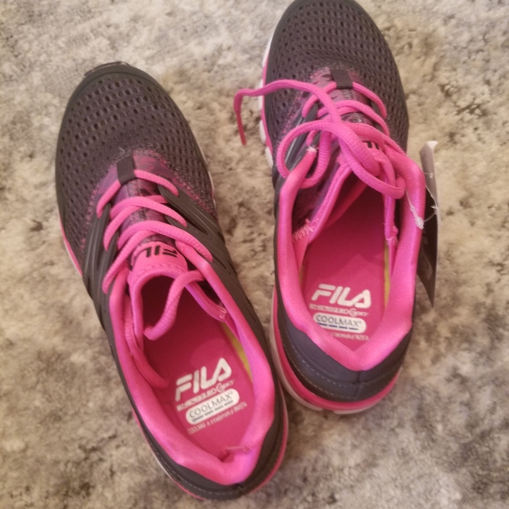 BrandnewFila sneakers